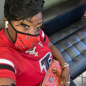 Meet your Posher, Sabrina